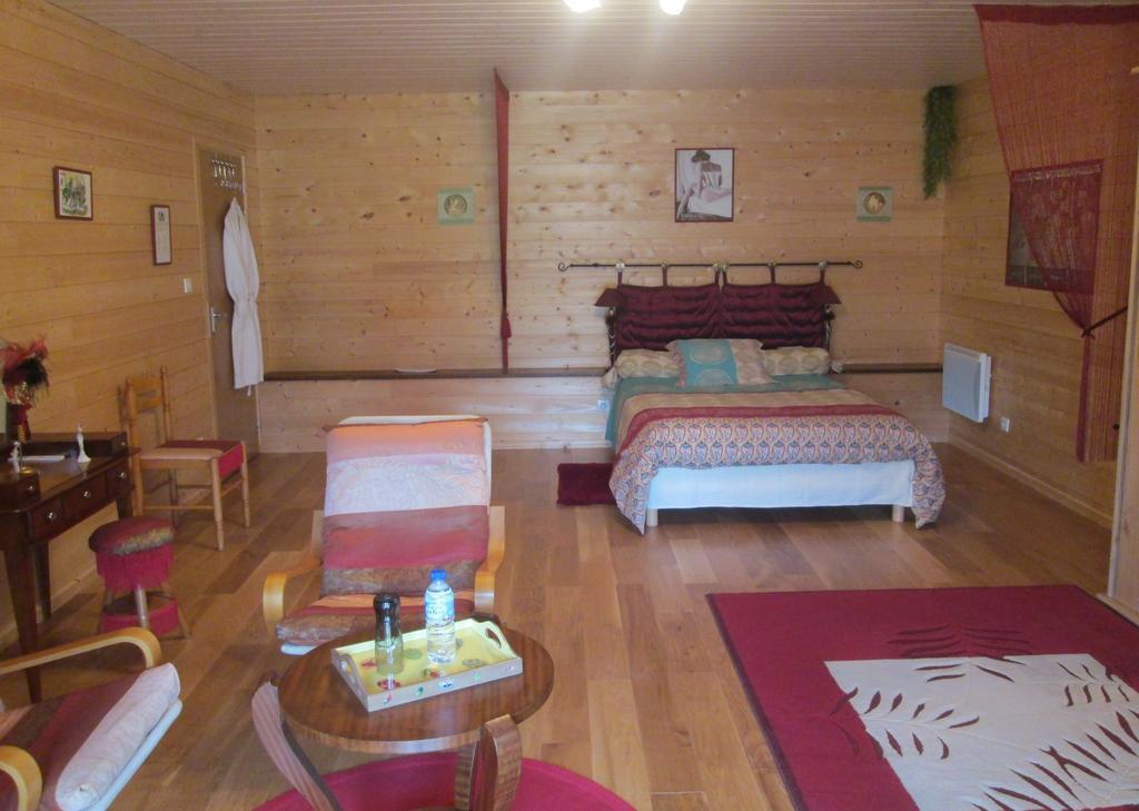Domaine Du Val De Soux Bed & Breakfast Montgaillard-de-Salies Rom bilde